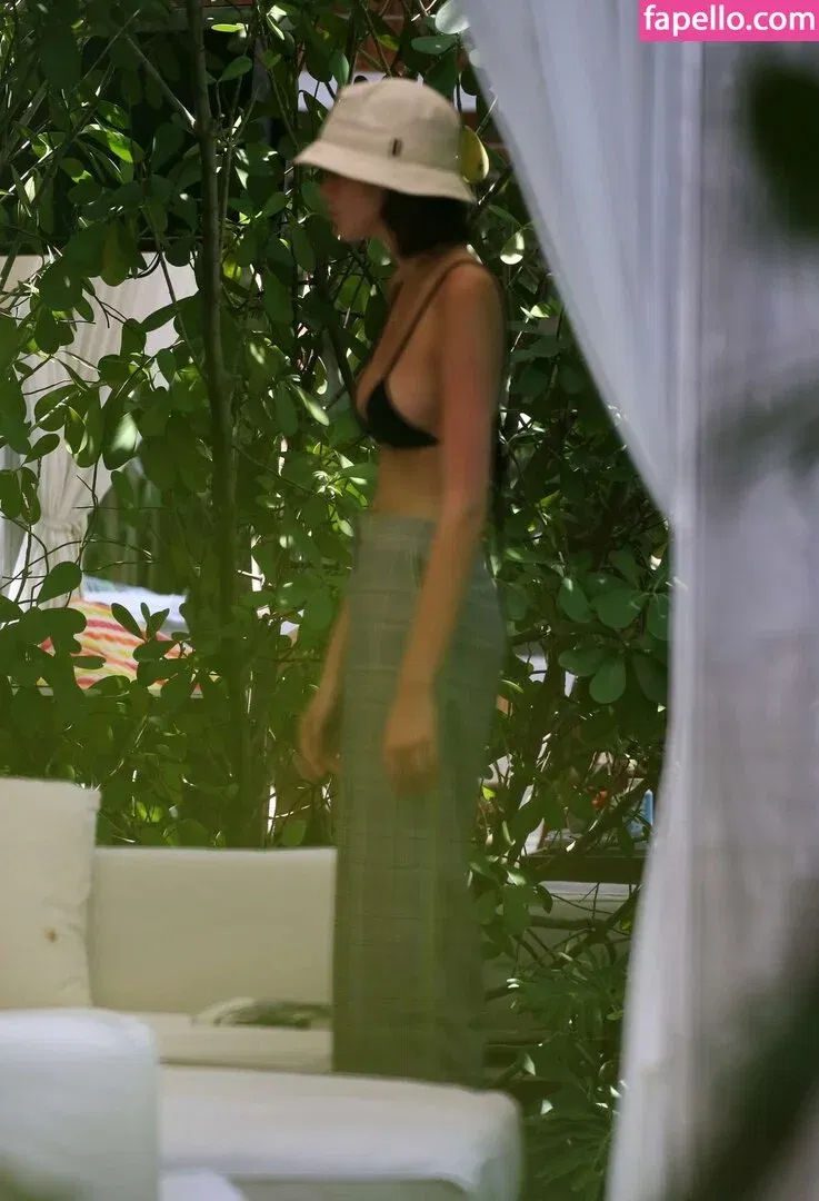 Özgü Kaya Onlyfans Photo Gallery 