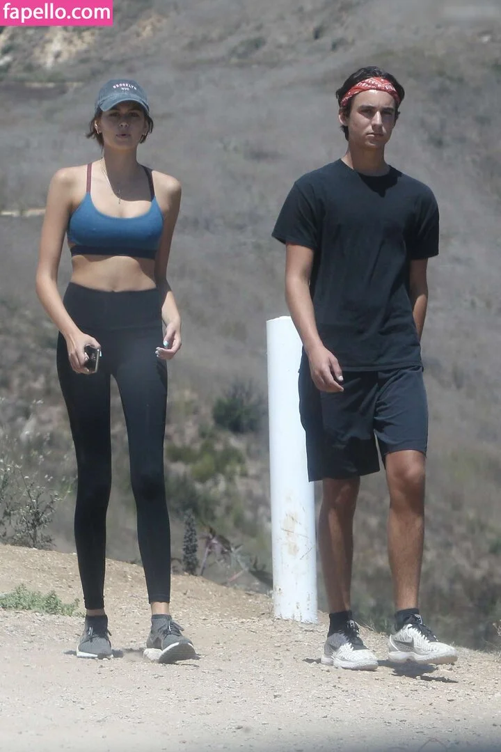 Özgü Kaya Onlyfans Photo Gallery 