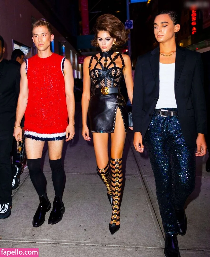 Özgü Kaya Onlyfans Photo Gallery 