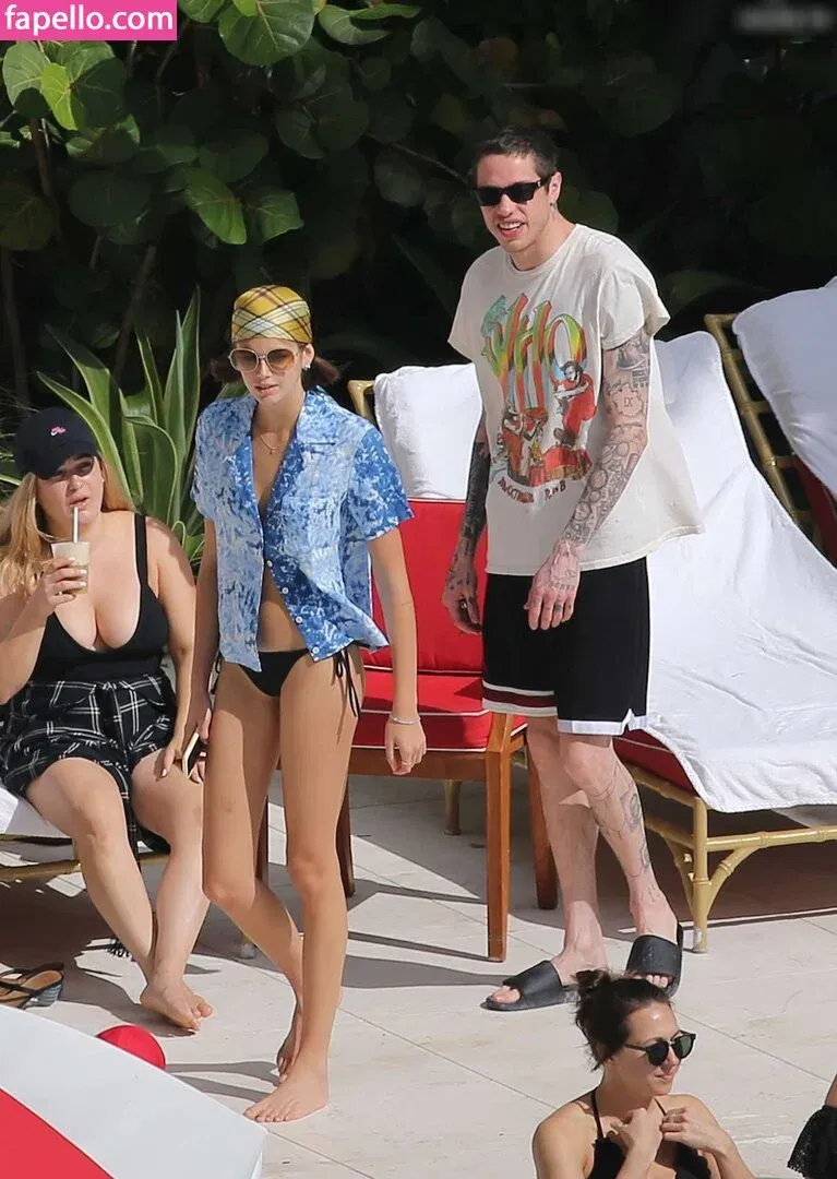 Özgü Kaya Onlyfans Photo Gallery 