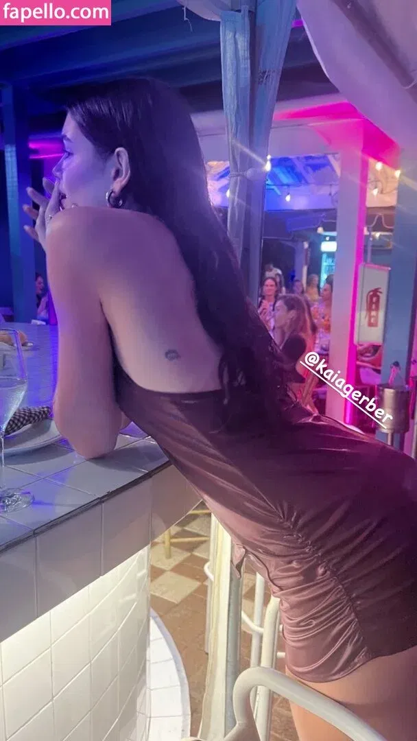 Özgü Kaya Onlyfans Photo Gallery 