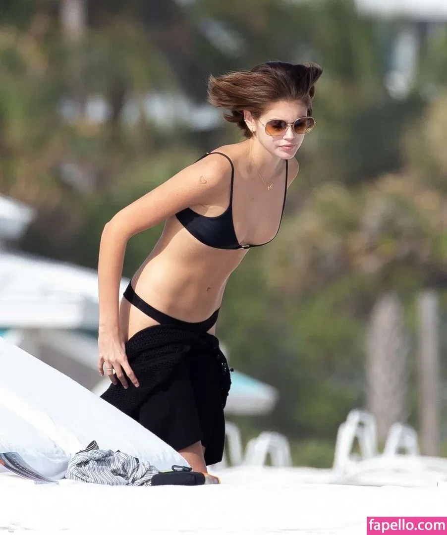 Özgü Kaya Onlyfans Photo Gallery 