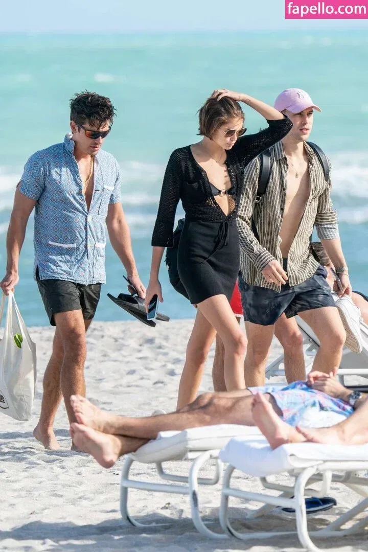 Özgü Kaya Onlyfans Photo Gallery 