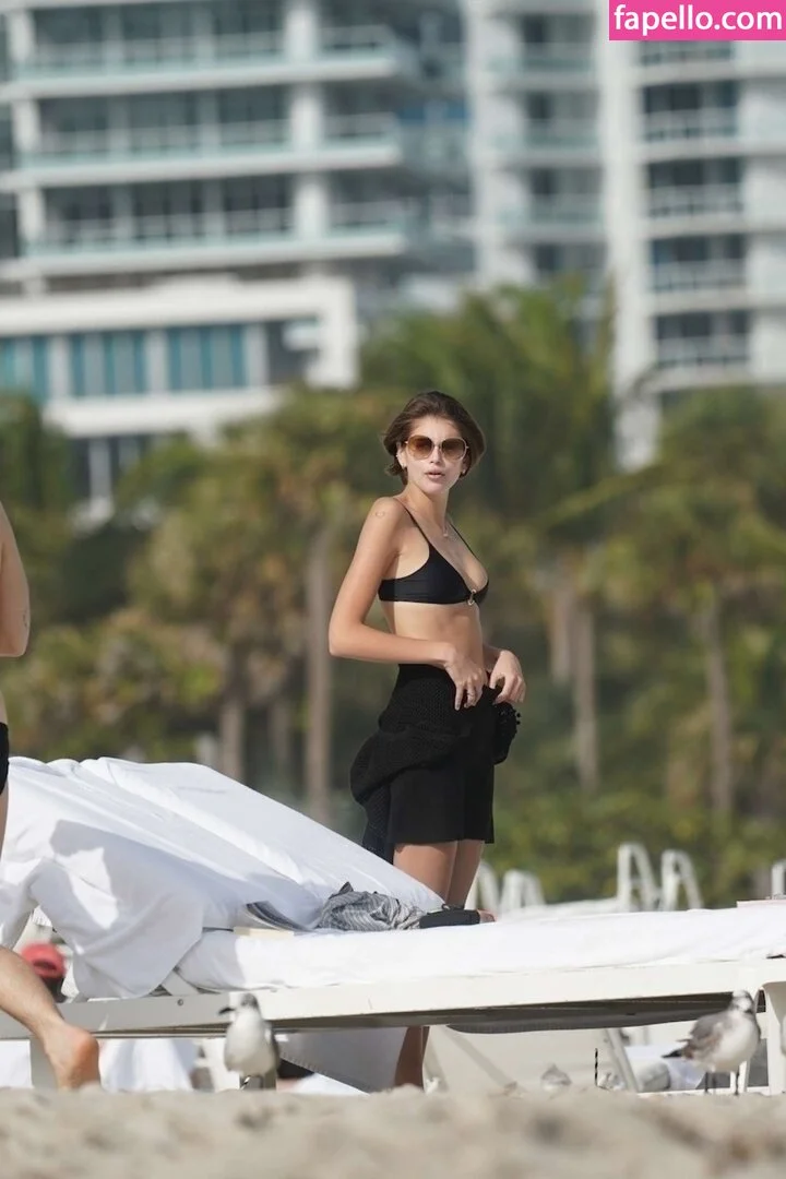 Özgü Kaya Onlyfans Photo Gallery 