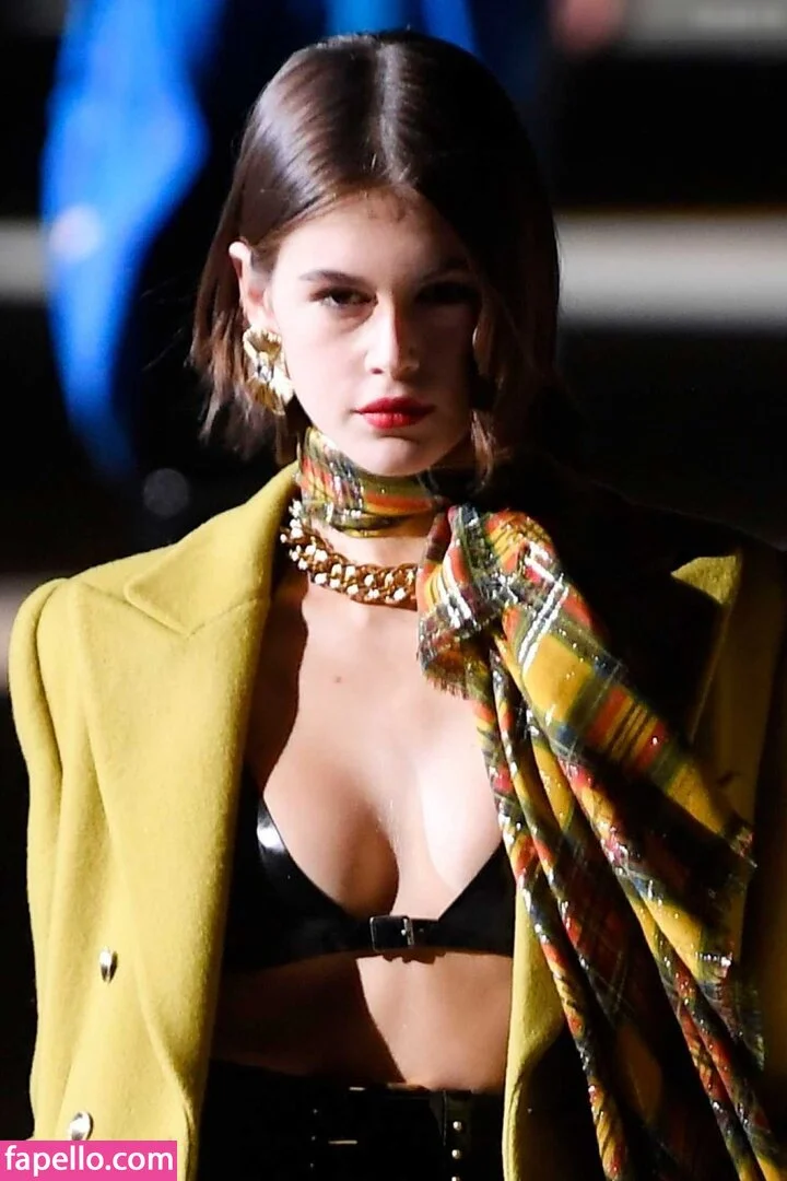 Özgü Kaya Onlyfans Photo Gallery 