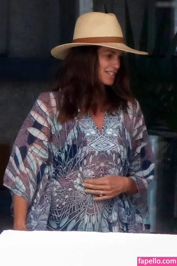 Özgü Kaya Onlyfans Photo Gallery 