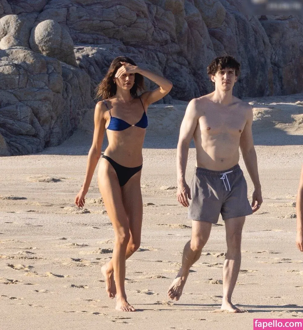 Özgü Kaya Onlyfans Photo Gallery 