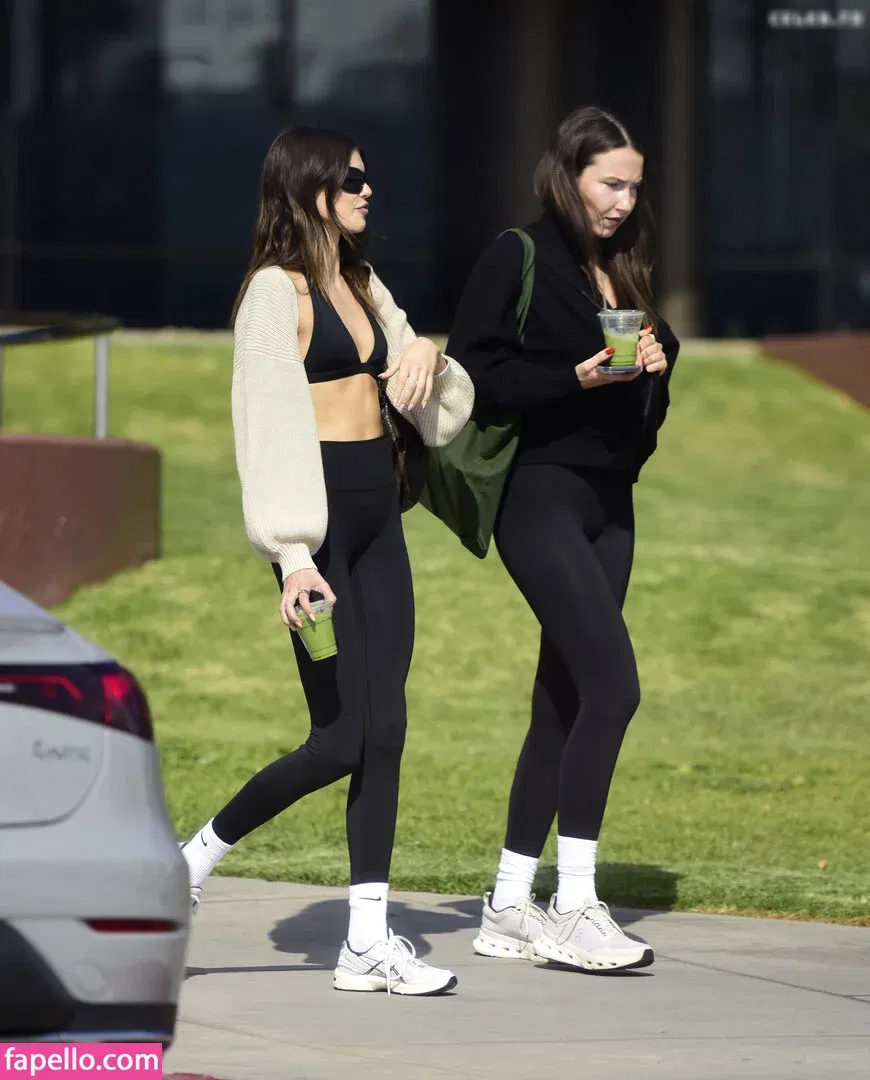 Özgü Kaya Onlyfans Photo Gallery 