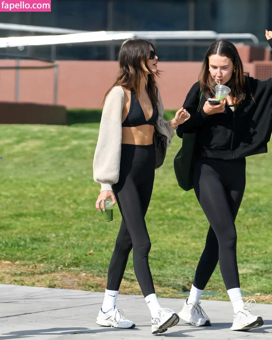 Özgü Kaya Onlyfans Photo Gallery 