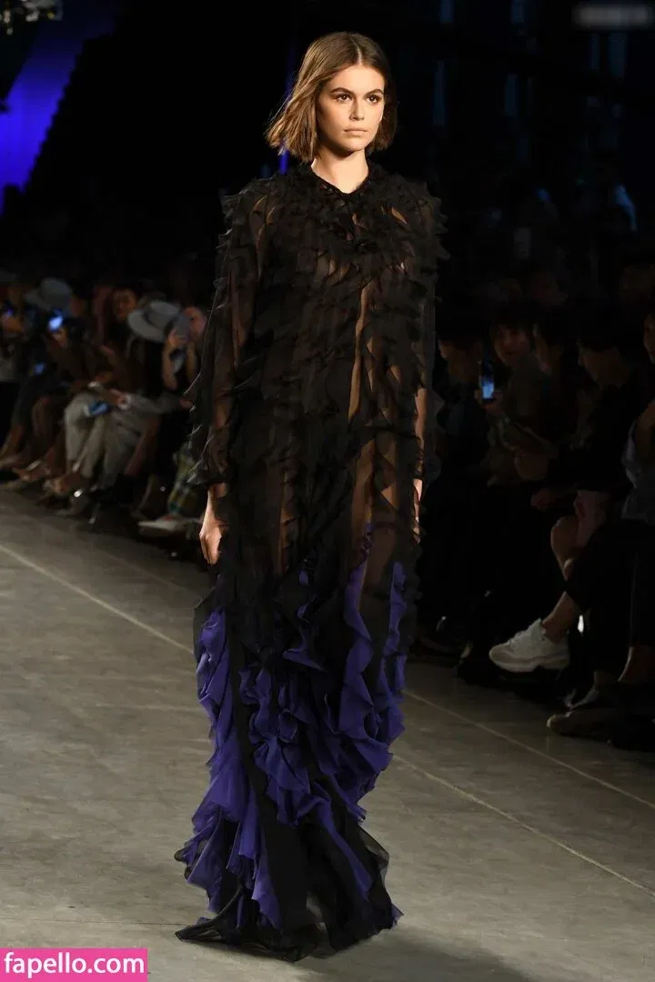 Özgü Kaya Onlyfans Photo Gallery 