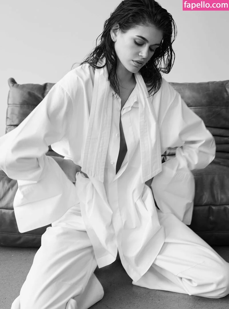 Özgü Kaya Onlyfans Photo Gallery 