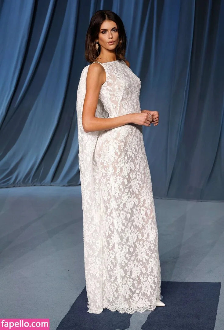 Özgü Kaya Onlyfans Photo Gallery 