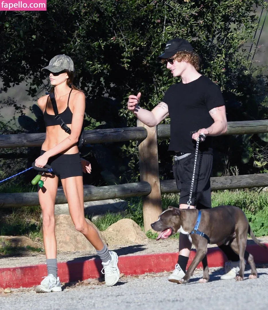 Özgü Kaya Onlyfans Photo Gallery 