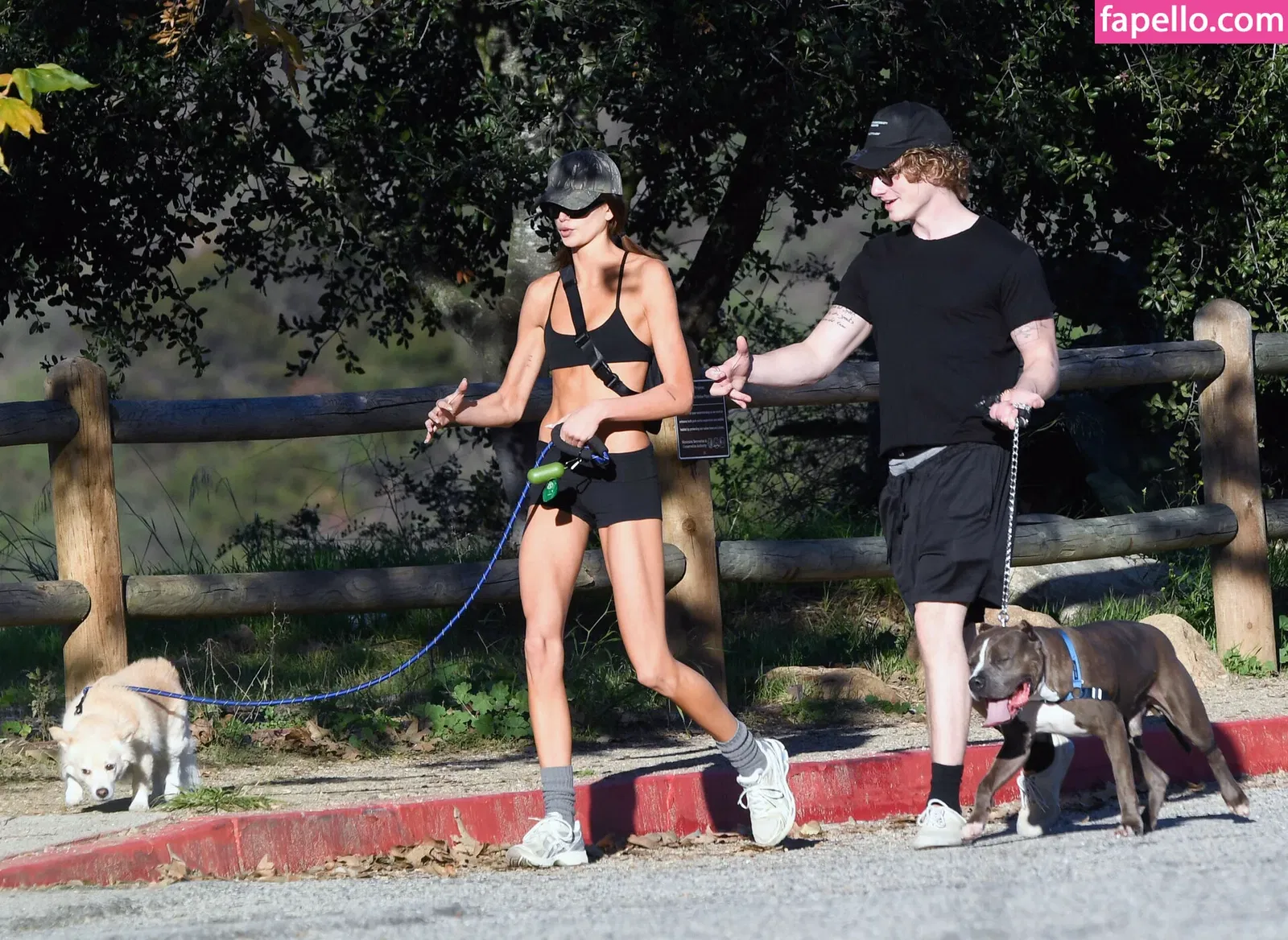 Özgü Kaya Onlyfans Photo Gallery 