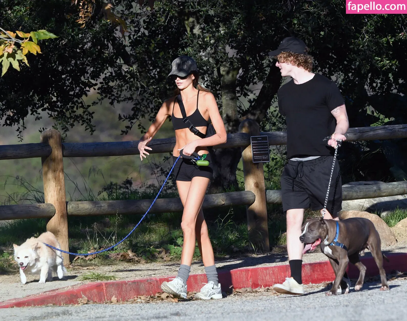 Özgü Kaya Onlyfans Photo Gallery 