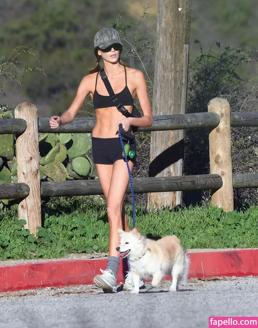 Özgü Kaya Onlyfans Photo Gallery 