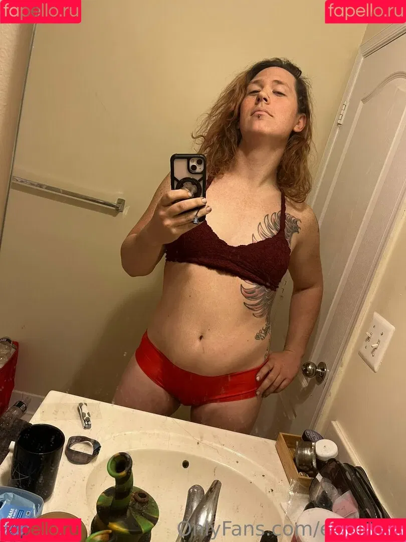 esprit_tv Onlyfans Photo Gallery 