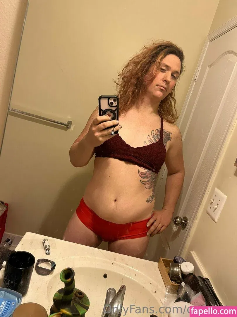 esprit_tv Onlyfans Photo Gallery 