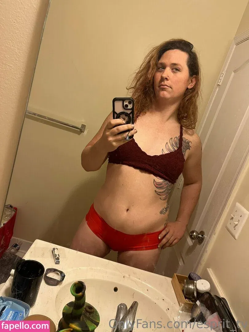 esprit_tv Onlyfans Photo Gallery 