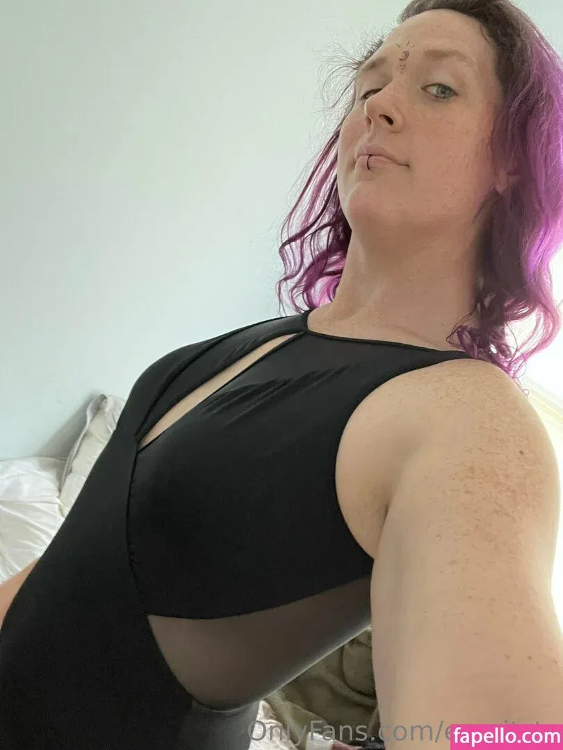 esprit_tv Onlyfans Photo Gallery 