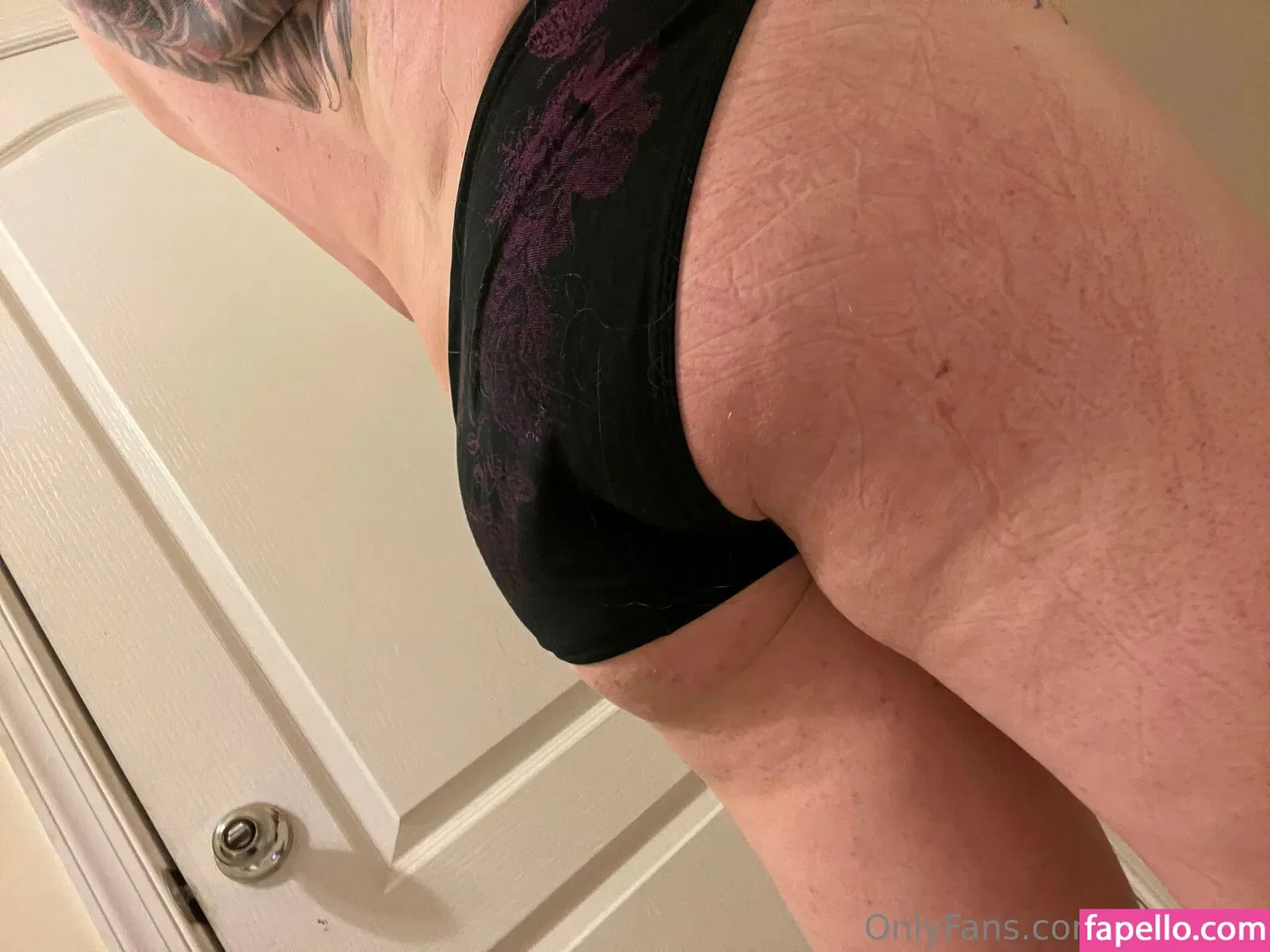 esprit_tv Onlyfans Photo Gallery 