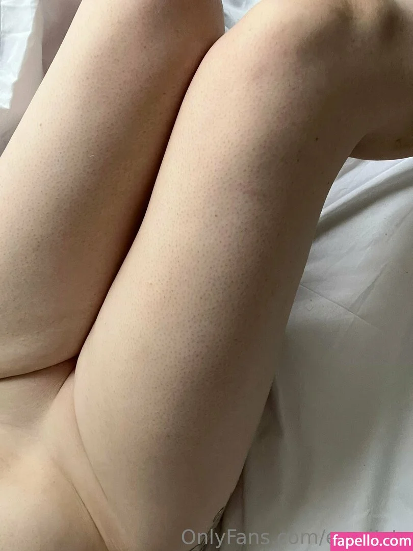 esprit_tv Onlyfans Photo Gallery 