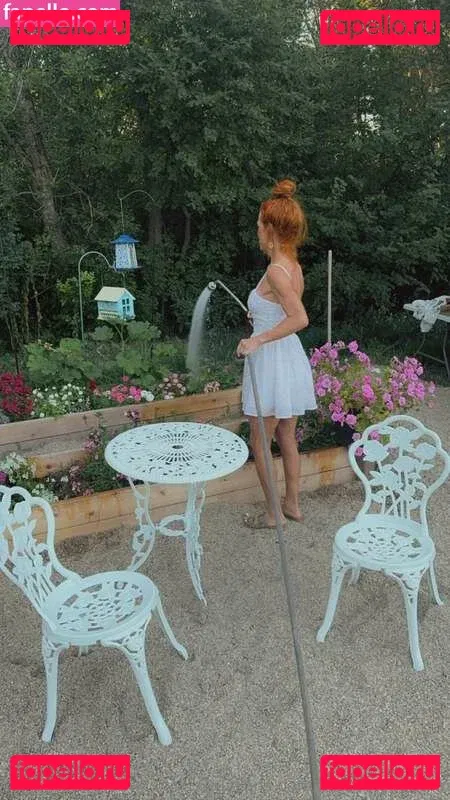 Dakota Blushing Onlyfans Photo Gallery 