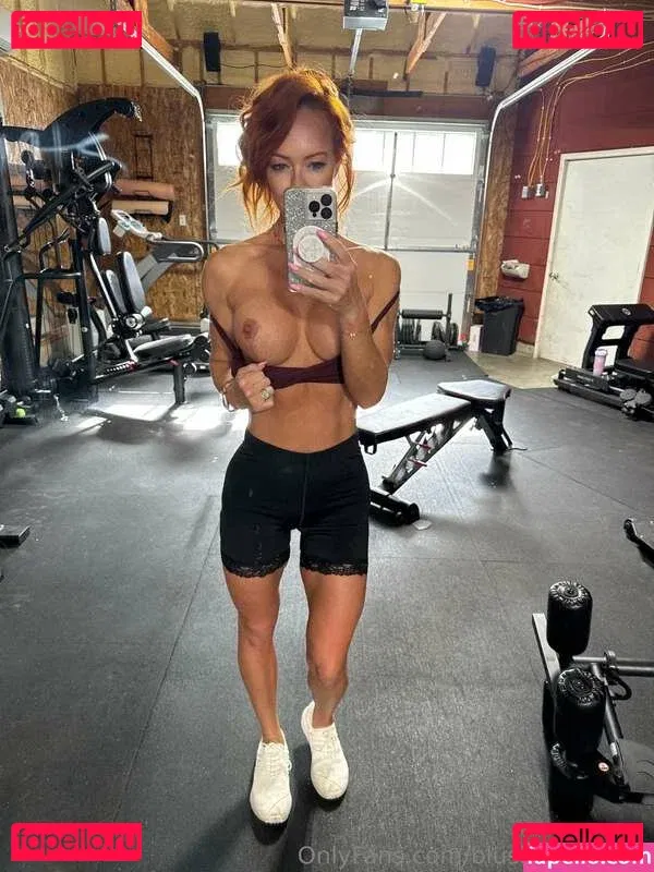 Dakota Blushing Onlyfans Photo Gallery 