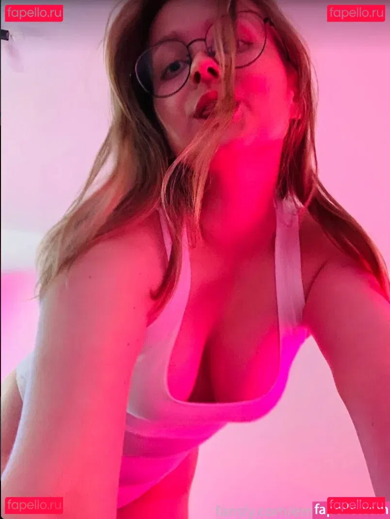 emilyforelsket Onlyfans Photo Gallery 