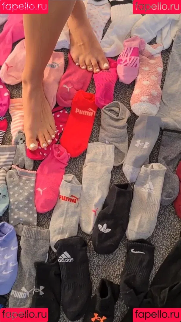 Deineemily Onlyfans Photo Gallery 