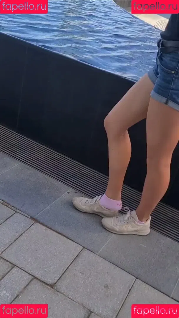 Deineemily Onlyfans Photo Gallery 