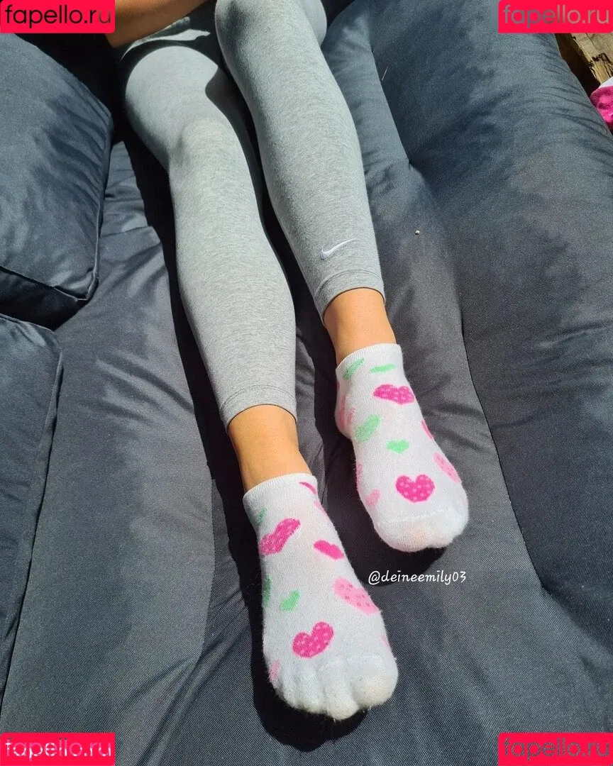 Deineemily Onlyfans Photo Gallery 