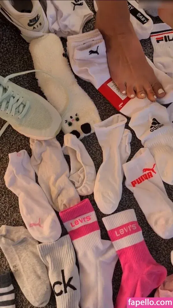 Deineemily Onlyfans Photo Gallery 