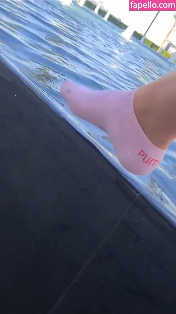 Deineemily Onlyfans Photo Gallery 