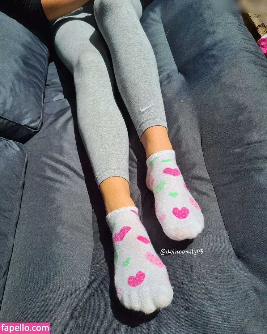 Deineemily Onlyfans Photo Gallery 