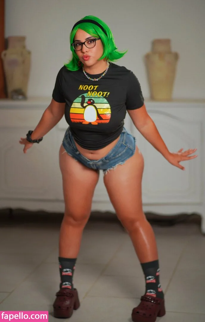 Tellmekimy Onlyfans Photo Gallery 