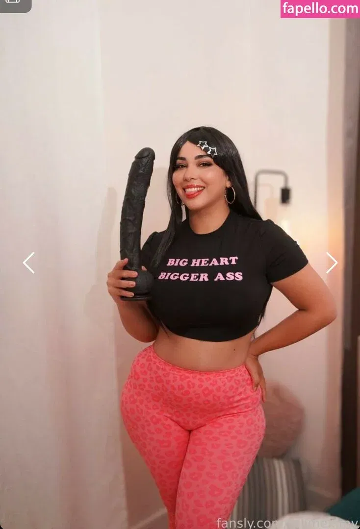 Tellmekimy Onlyfans Photo Gallery 