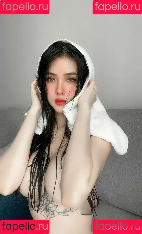 Hoàng Nhân Linh Chi Onlyfans Photo Gallery 