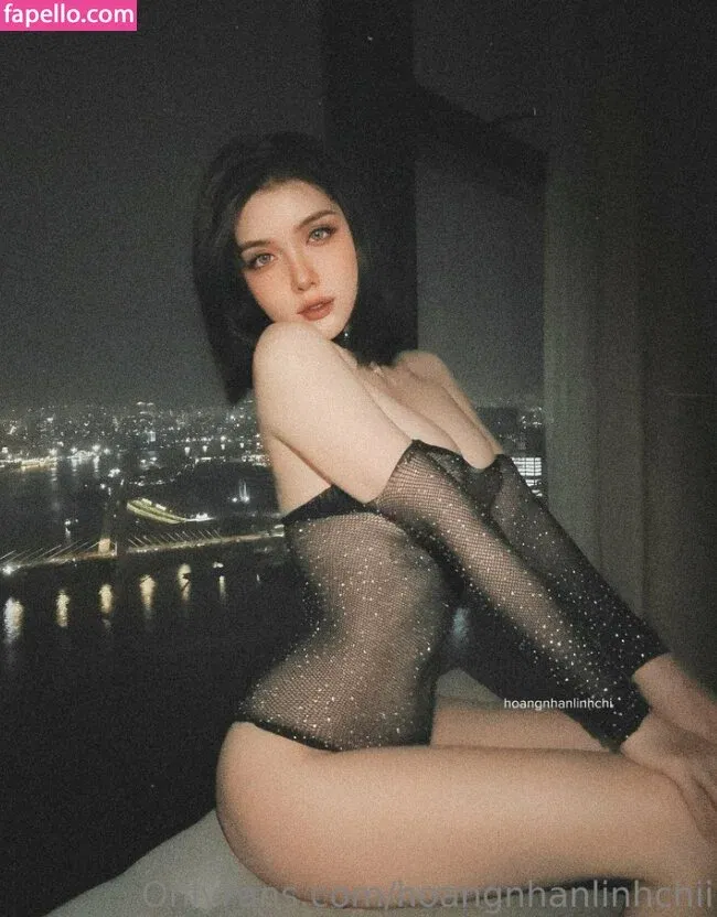 Hoàng Nhân Linh Chi Onlyfans Photo Gallery 