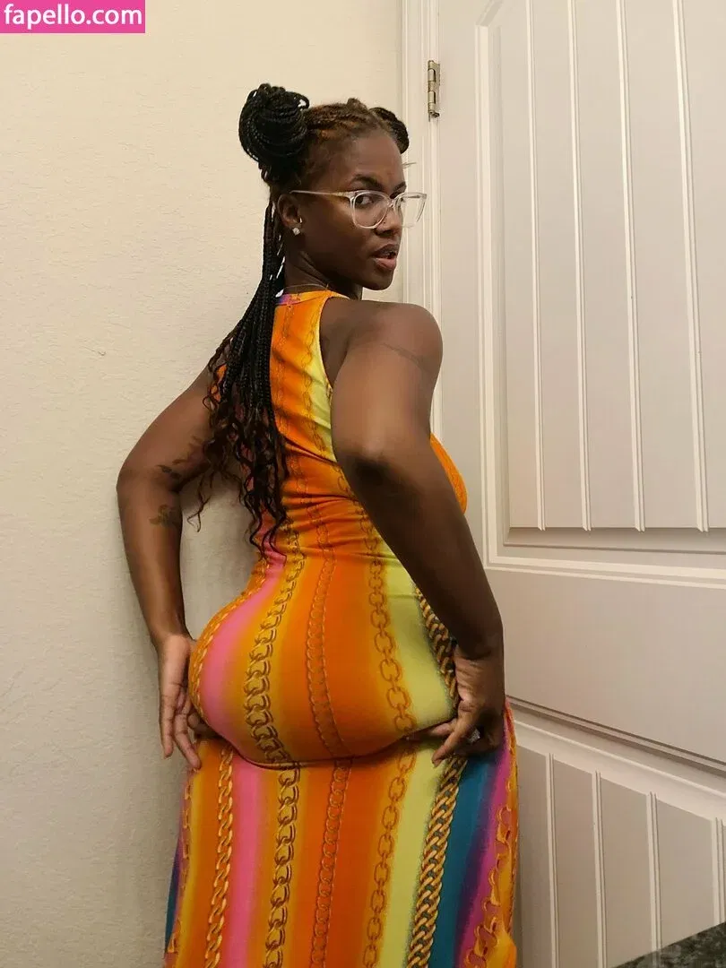 YourOshunXxx Onlyfans Photo Gallery 