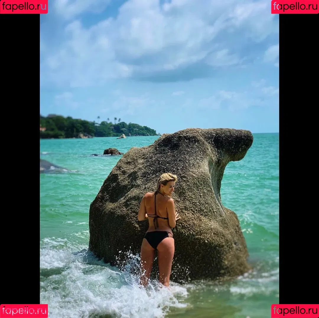 Sasha Jackson Onlyfans Photo Gallery 