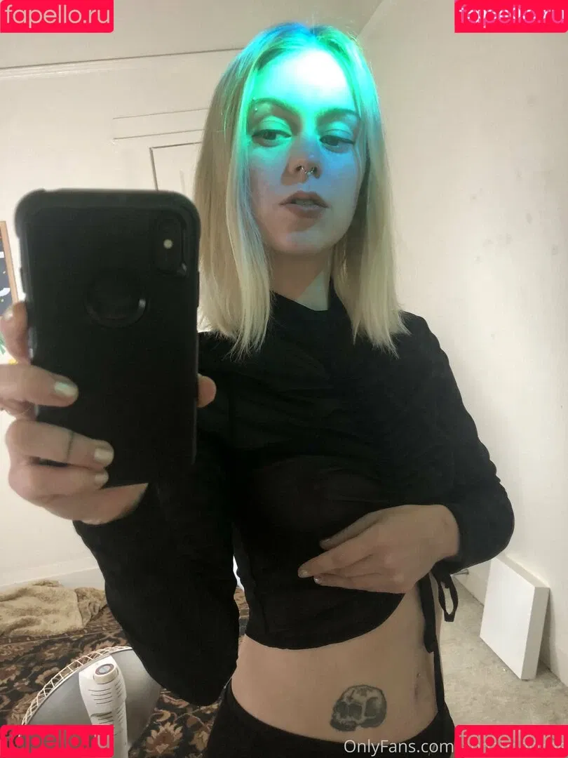 migifree Onlyfans Photo Gallery 