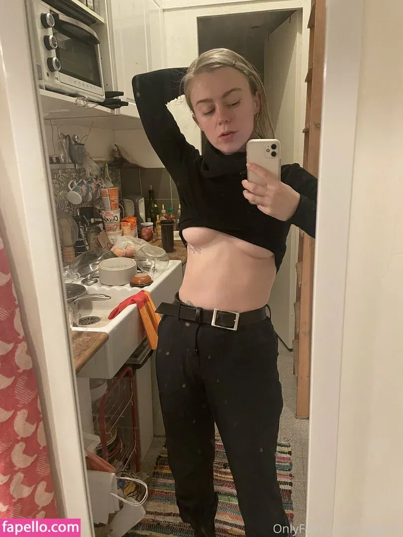 migifree Onlyfans Photo Gallery 