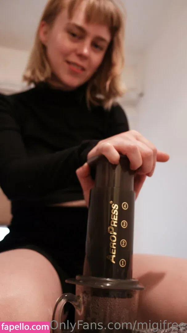 migifree Onlyfans Photo Gallery 