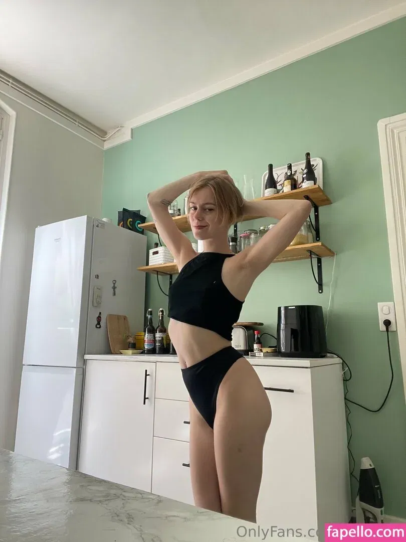 migifree Onlyfans Photo Gallery 