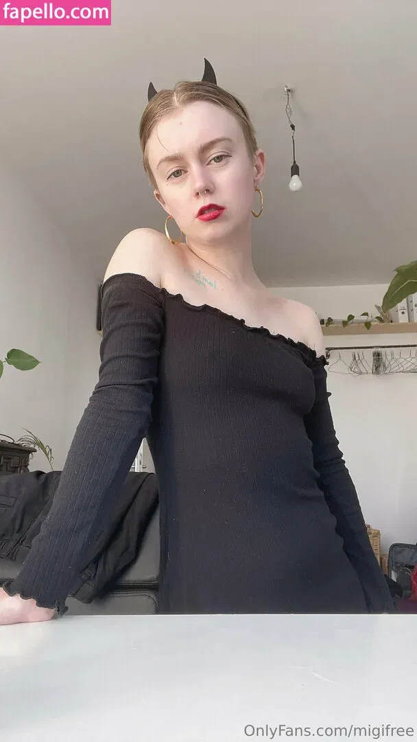 migifree Onlyfans Photo Gallery 