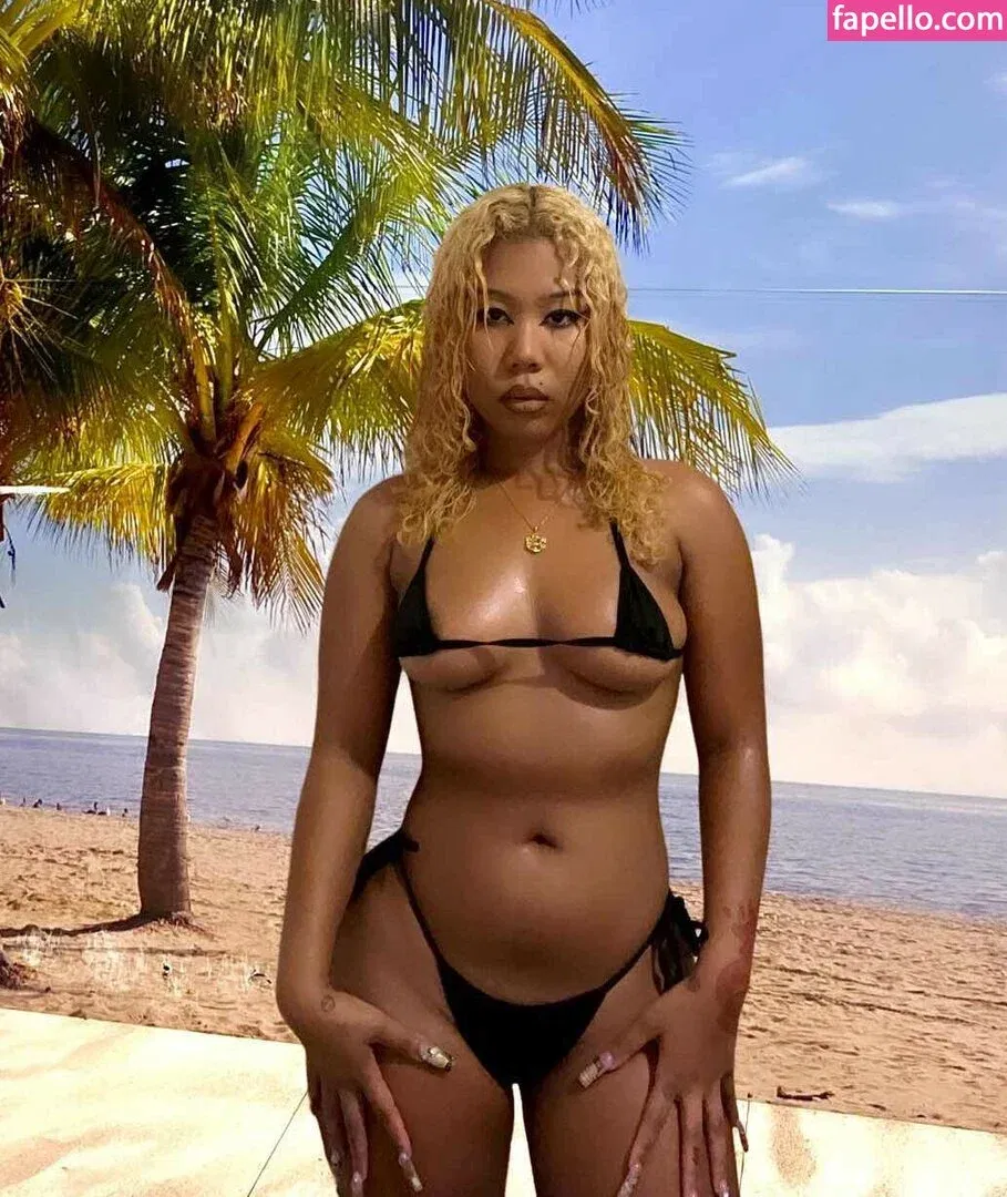 Sukibaby Onlyfans Photo Gallery 