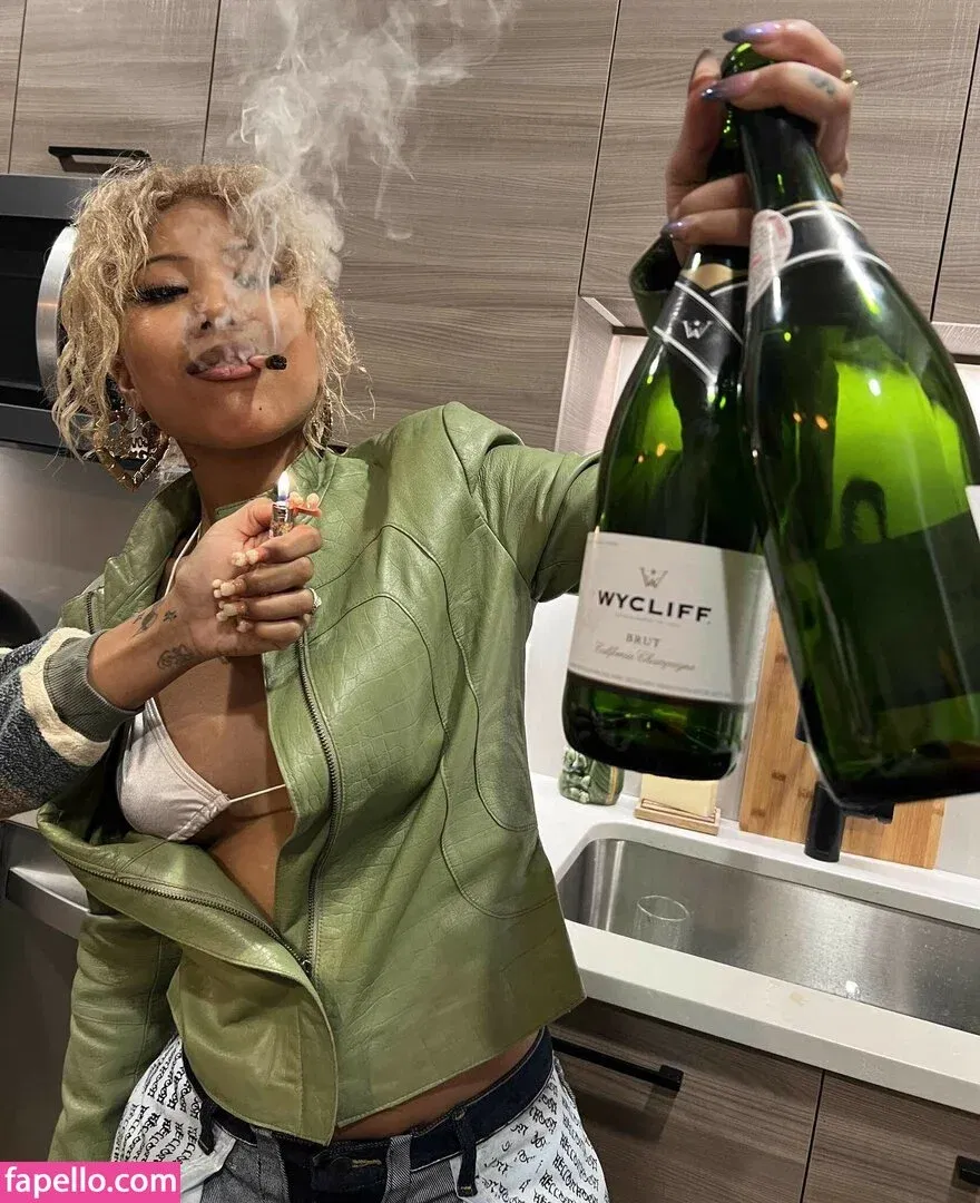 Sukibaby Onlyfans Photo Gallery 