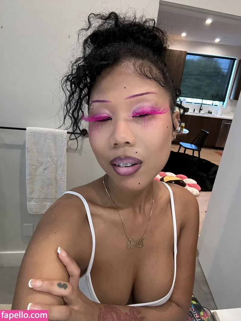 Sukibaby Onlyfans Photo Gallery 