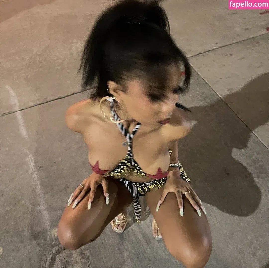 Sukibaby Onlyfans Photo Gallery 